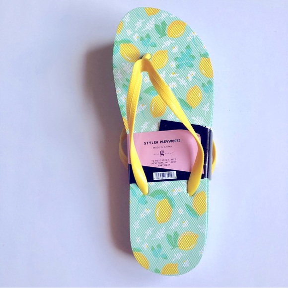 3/$15 LEMONS Flip Flops Sandals Yellow Large Size 9 / 10 Women’s NEW - Picture 2 of 15
